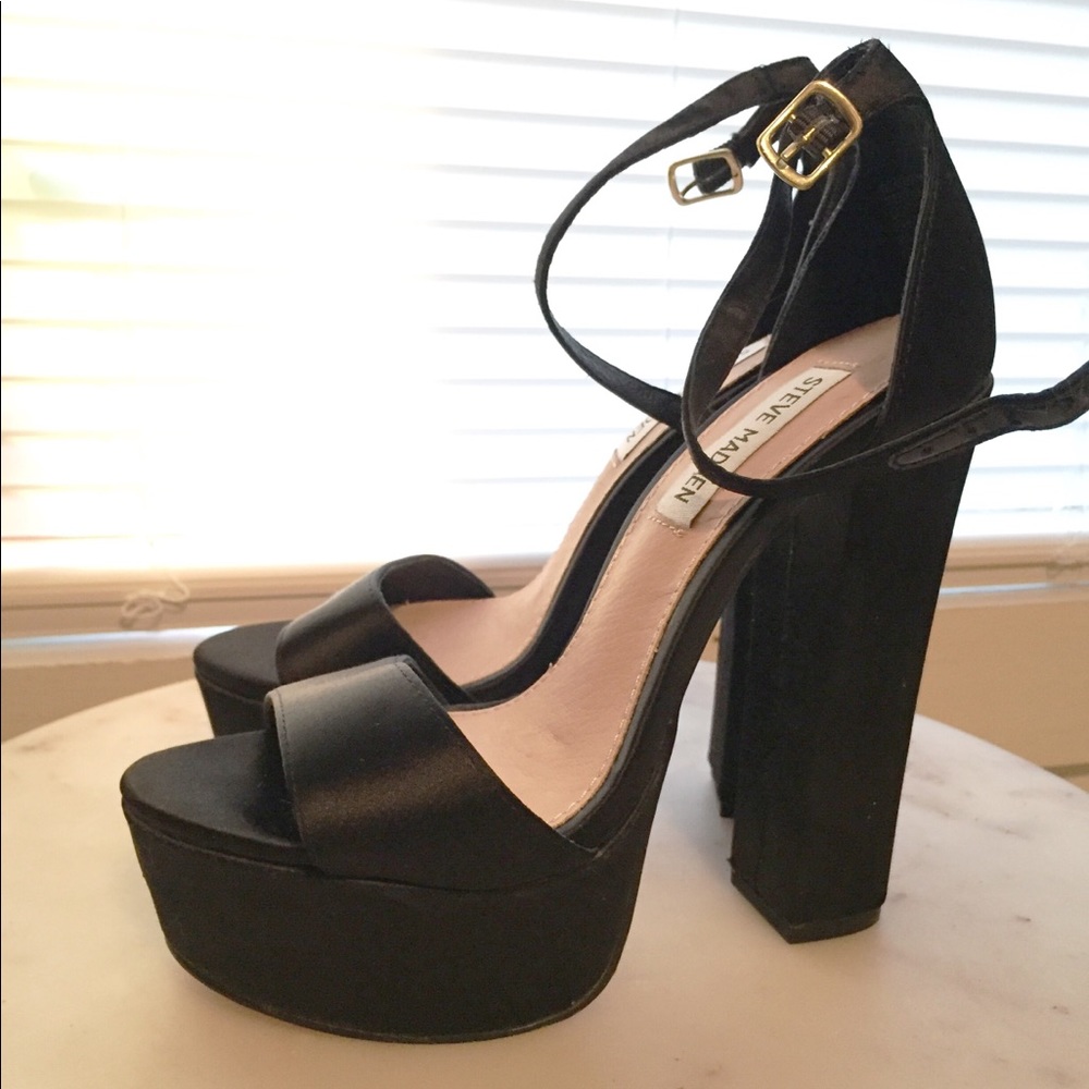Steve Madden platform chunky heels